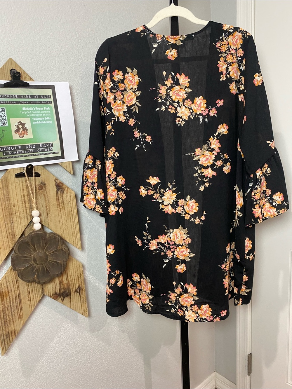 Gypsies & Moondust Black Floral Open Kimono - Picture 4 of 4